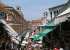 04-rialto-bridge-market.JPG