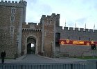 07-cardiff-castle.JPG