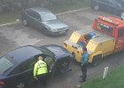 b01-towing-away-to-its-service.jpg