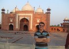 038-me-and-the-mosque.jpg