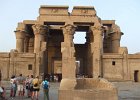 099-the-templa-of-kom-ombo-dedicated-to-2-gods.jpg